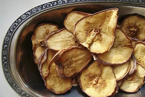 تصویر 3 از قیمت و خرید میوه گلابی خشک + فروش ارزان